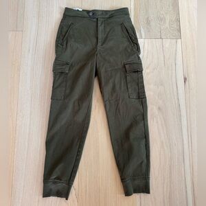 Level 99 Olive Green Pants With Pockets Zippers On Ankles Size 28 NWOT